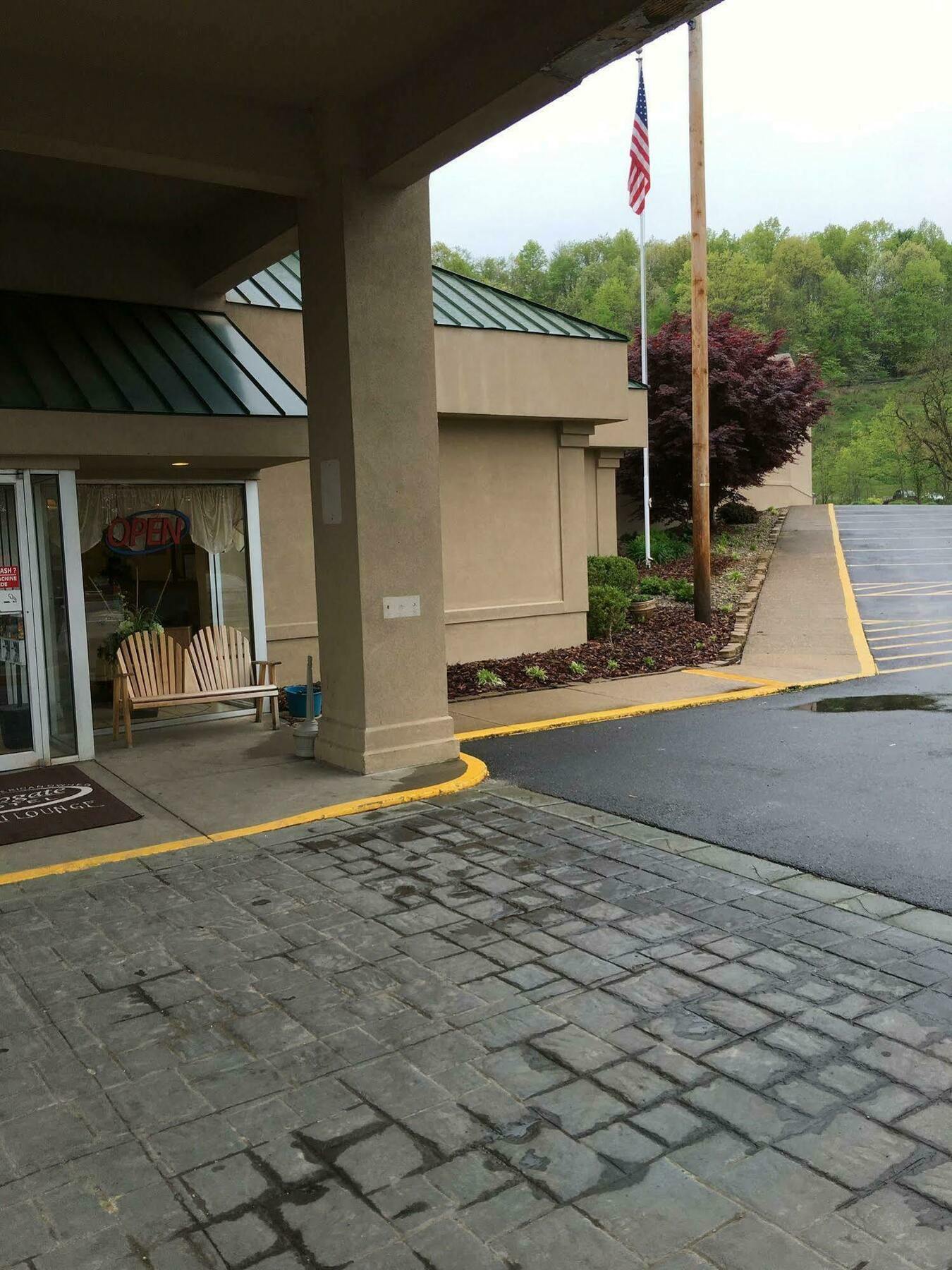 Red Roof Inn Cambridge, Oh Extérieur photo